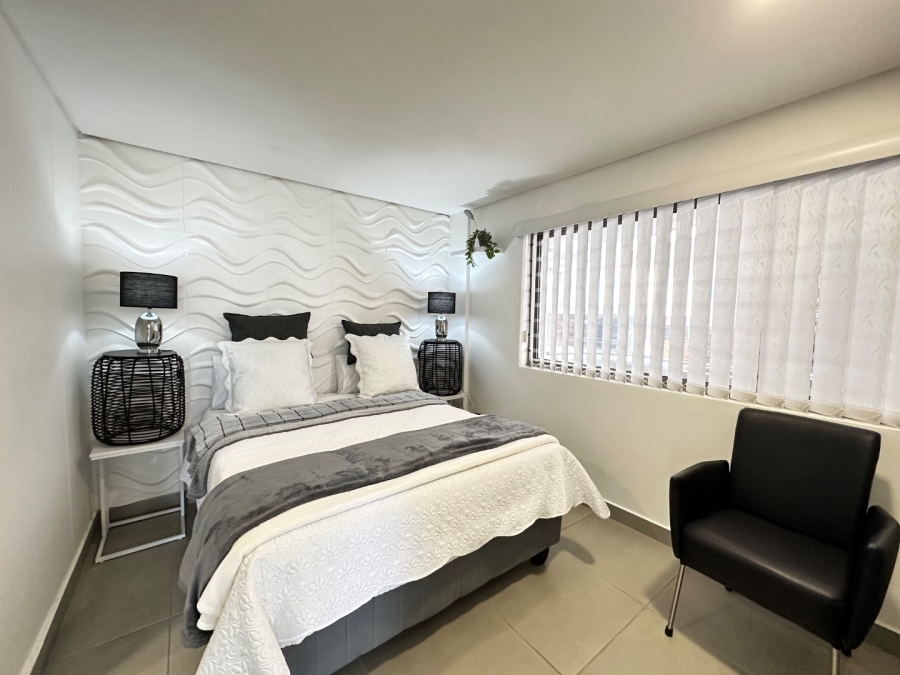 2 Bedroom Property for Sale in Island View Western Cape